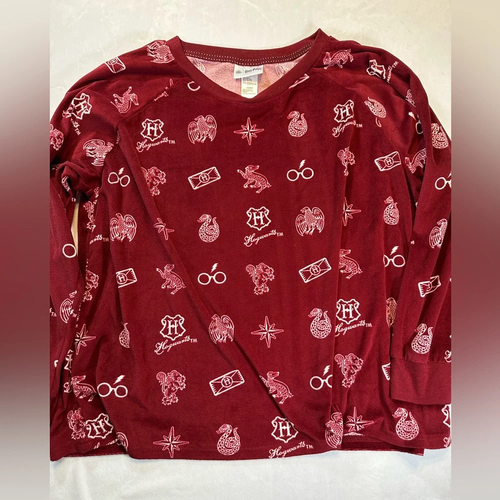 Harry Potter Hogwarts Sleepwear Top Red White All‎ Over Print XL LZ42901SC